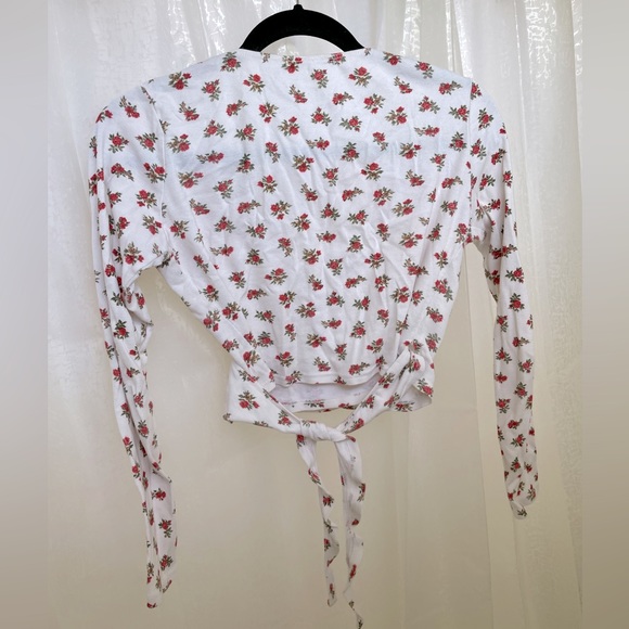 Brandy Melville Floral Wrap Top - Picture 5 of 5